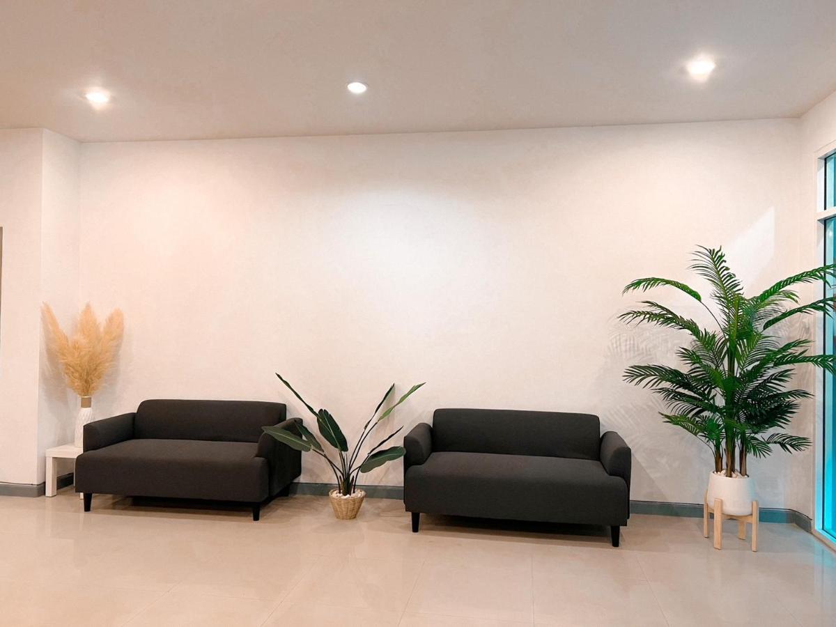 Baobab Hotel Patong Екстериор снимка