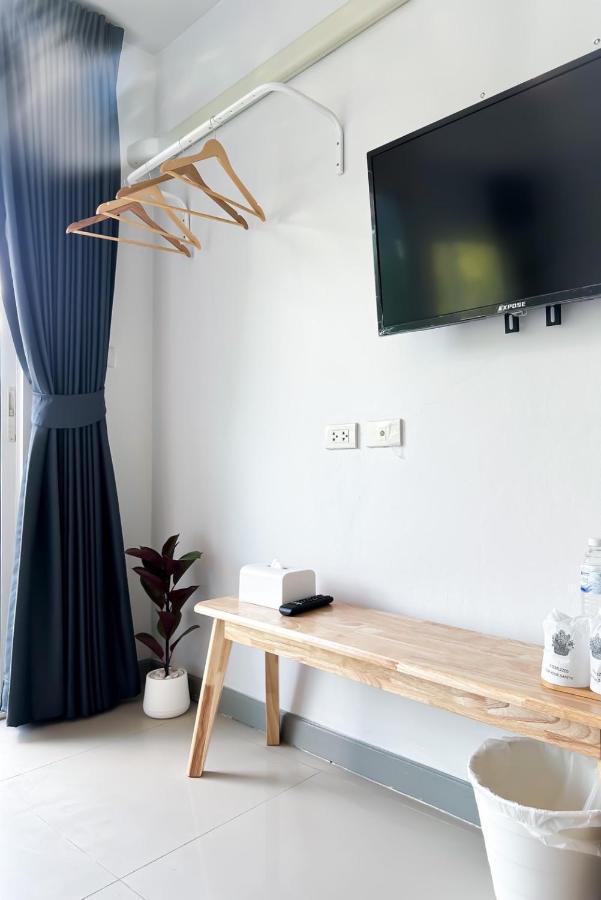 Baobab Hotel Patong Екстериор снимка
