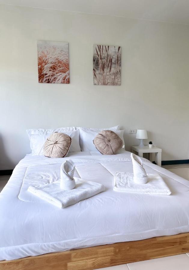 Baobab Hotel Patong Екстериор снимка